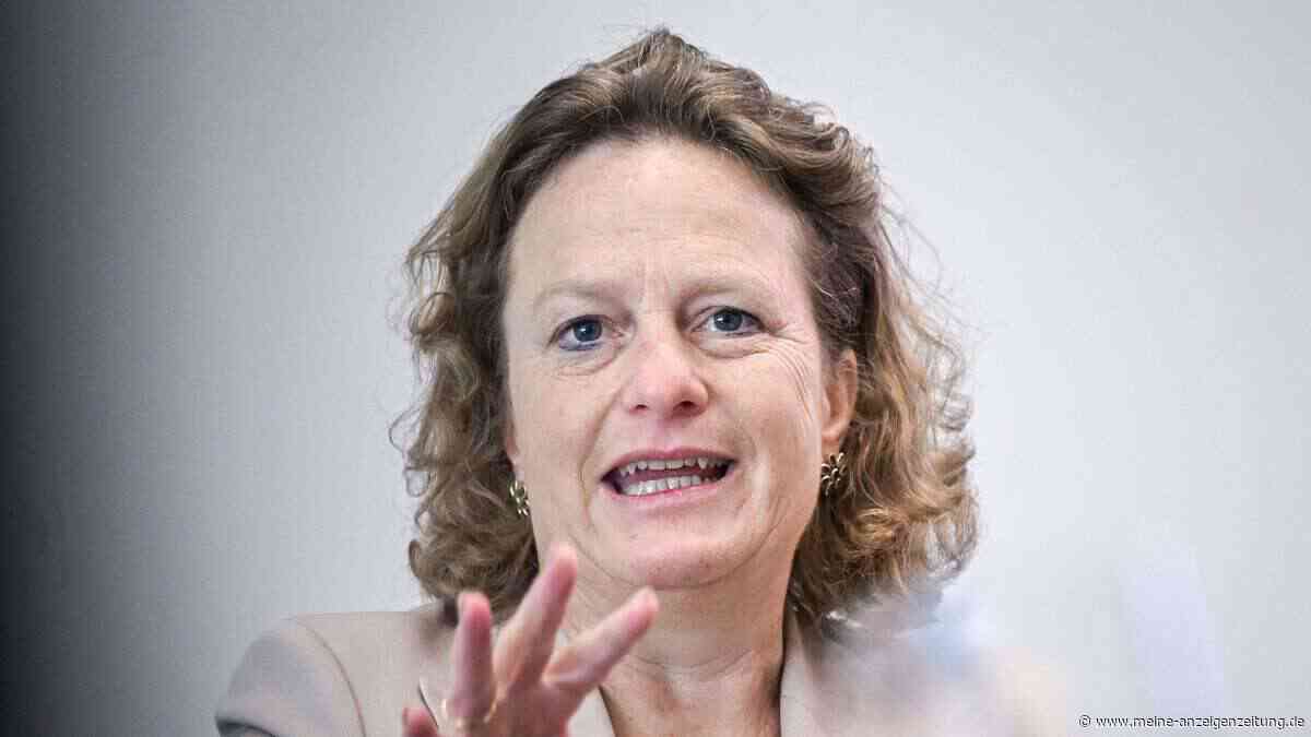 Flughäfen beklagen lange Wartezeiten an der Grenzkontrolle