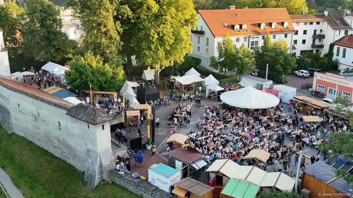 Beliebter Mittelaltermarkt in historischer Altstadt findet wieder statt – Mehr Schattenplätze für Besucher