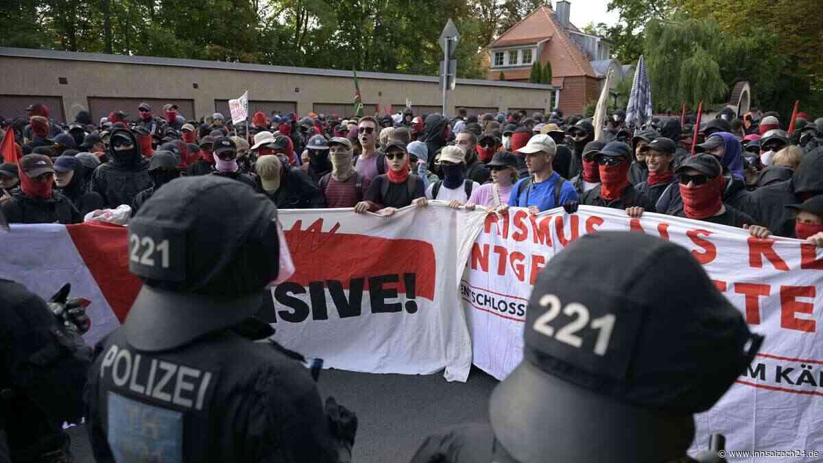 AfD-Parteitag in Erfurt: Gegendemonstranten mit Pyro, Straßen und Autobahn blockiert