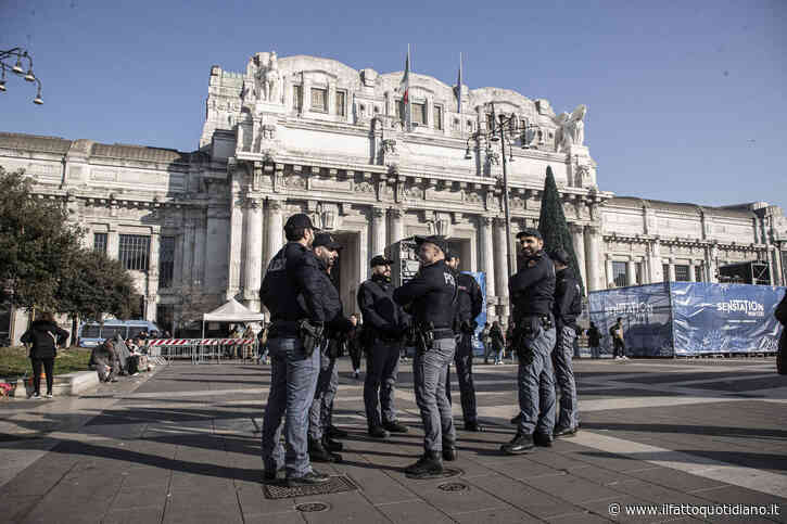 Rapina un viaggiatore in Stazione Centrale di Milano: fingeva di aiutarlo a fare il biglietto