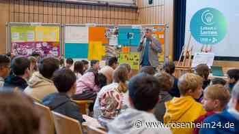 Deutschlands bekanntester Streetworker an Schule: Wird in Bruckmühl jetzt weniger geflucht?