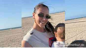 Esther Sedlaczek teilt intimes Familien-Bild bei WM-Pause vom Strand