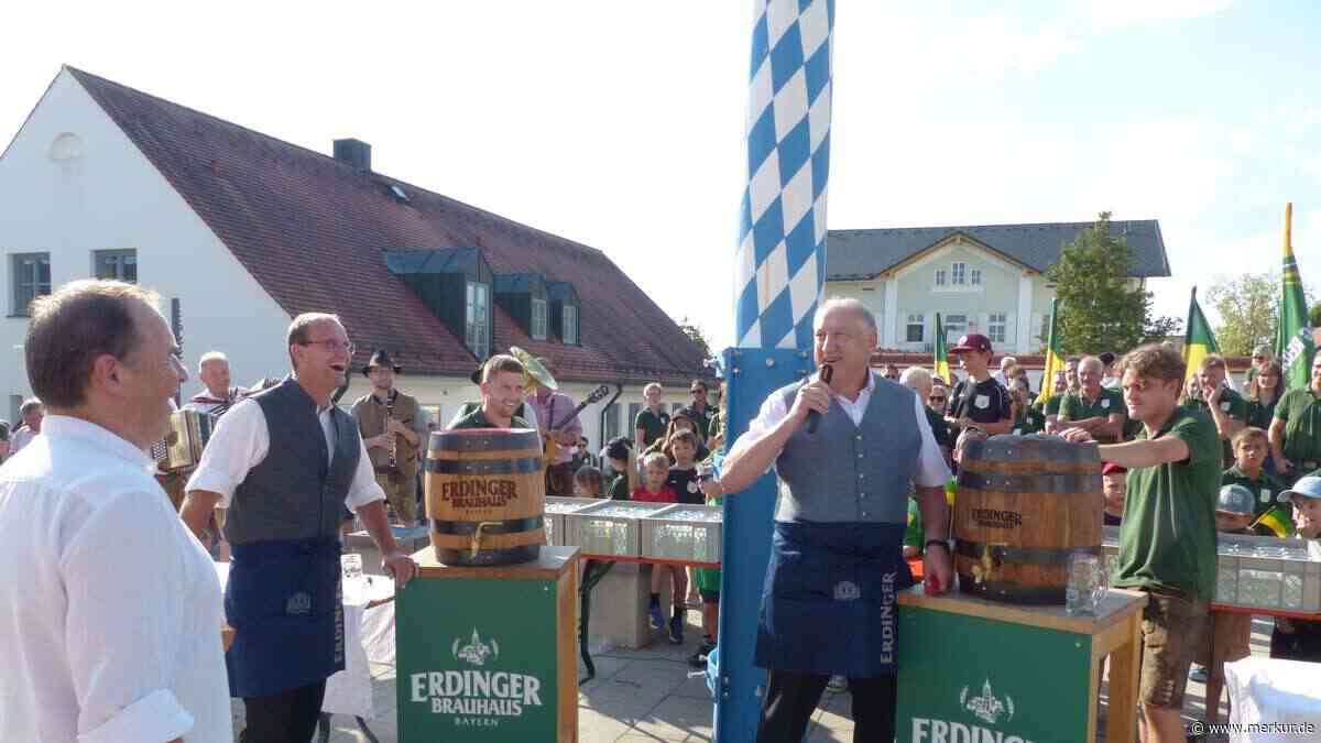 SG Reichenkirchen zapft Freibier an – und vier Spieler ziehen den Wagen