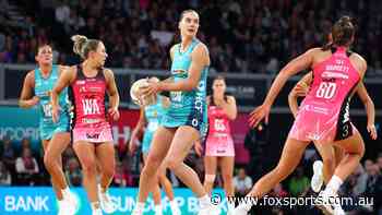 ‘In a world of pain’: Kiwi recruit stuns as Aussie star benched in horror start – Netball GF LIVE