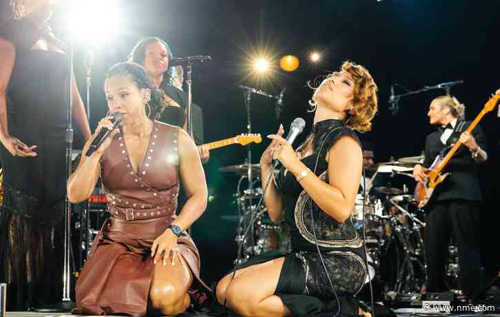 Watch RAYE bring out Alicia Keys and Mark Ronson at Montreux Jazz Festival