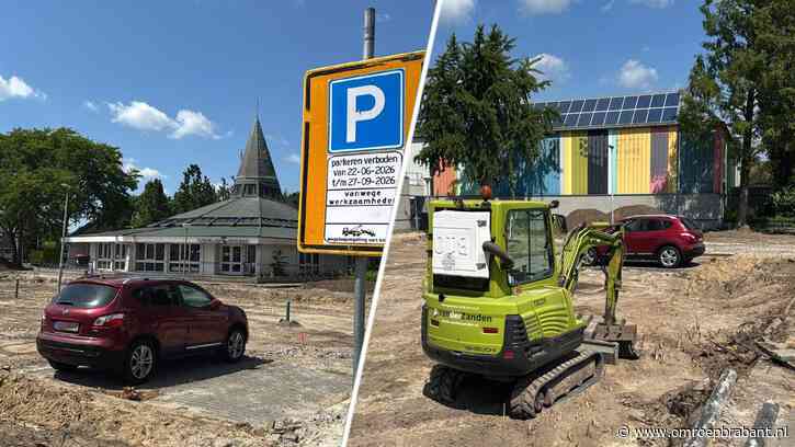 Gratis parkeren pakt verkeerd uit: auto strandt in zandbak