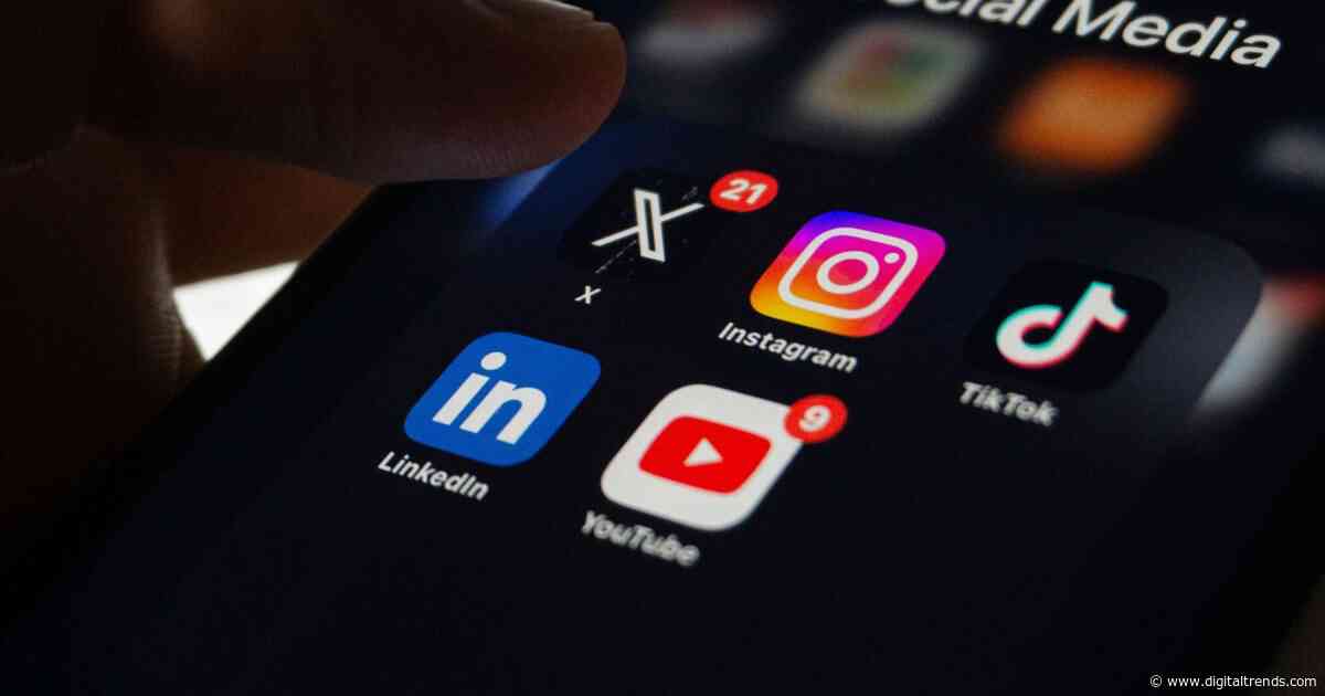 As AI turbocharges digital abuse, UK agencies urge parents to limit who sees kids’ photos online