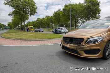Motorrijder naar ziekenhuis na botsing in Lelystad