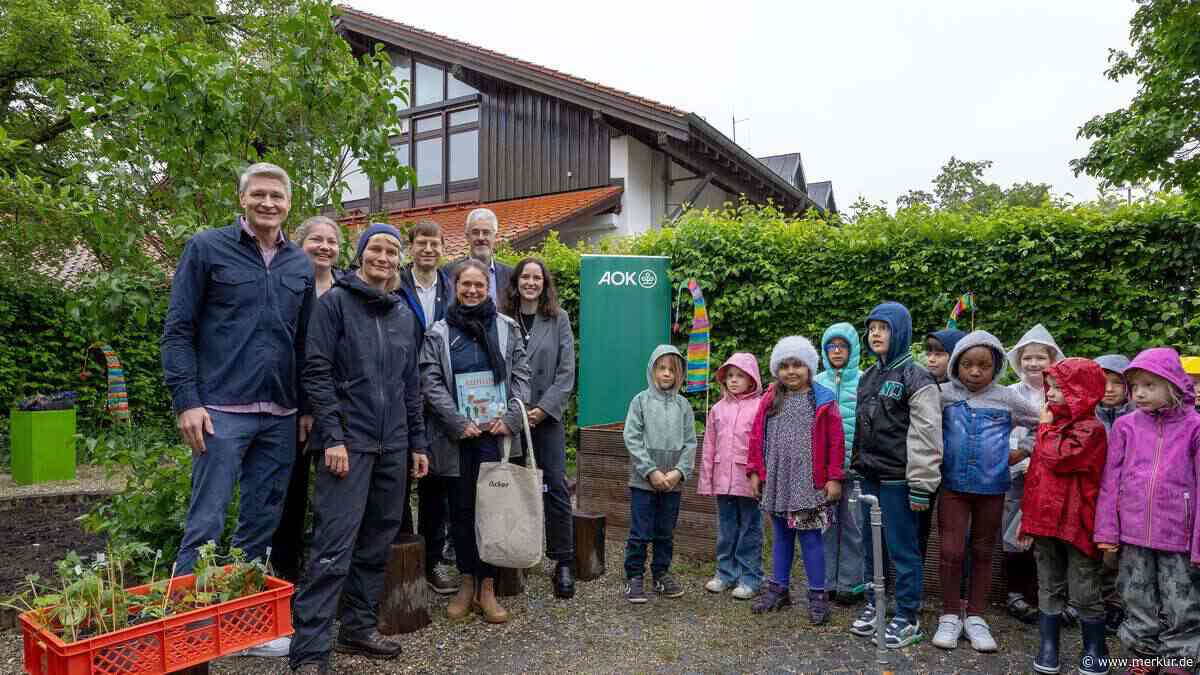 Schulgarten bringt Gurken und Tomaten auf die Teller der Kinder
