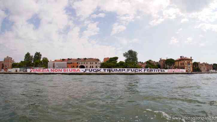 “Venezia non si Usa”: la protesta a Venezia contro l’arrivo del mega yacht dell’ambasciatore Fertitta