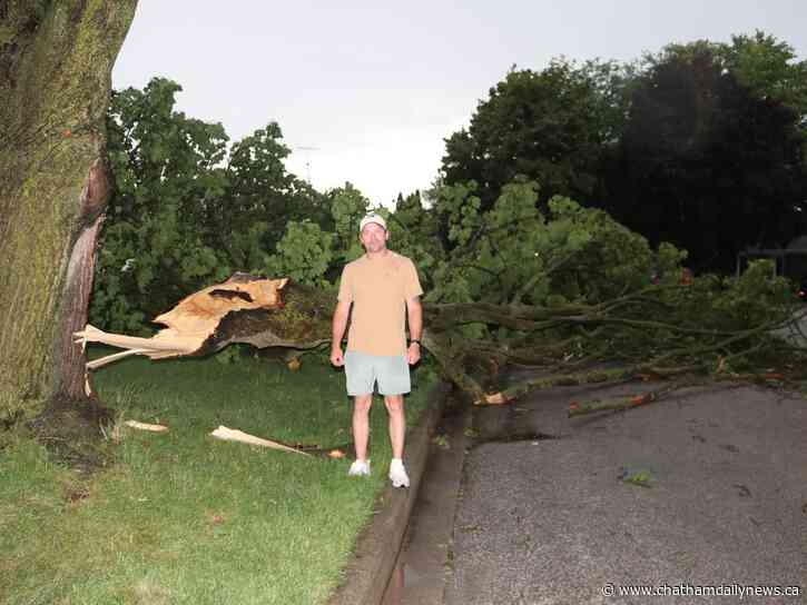 Storm slams Chatham-Kent, causes chaos at Ribfest: 'Pretty crazy'