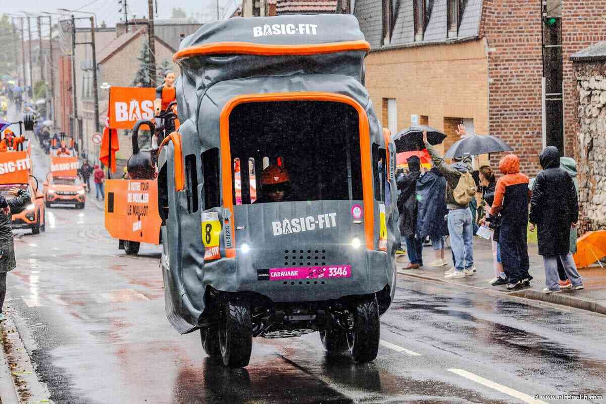 «J’ai été sélectionné parmi 1.500 candidatures» : ce Niçois conduit une des voitures de la caravane du Tour de France qui a démarré ce samedi