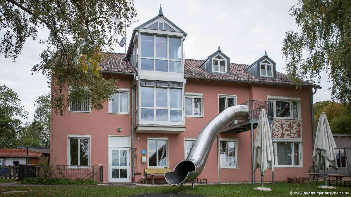 Kinderbetreuung in Utting wird massiv teurer: Eltern protestieren