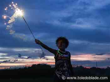 Photo gallery: Fireworks light up Perrsyburg