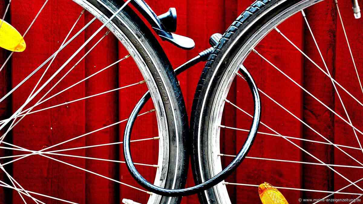 „Kriminelle Energie“: Markt Schwabener (21) bricht Fahrradschloss mit Sattel auf – 5600 Euro Strafe