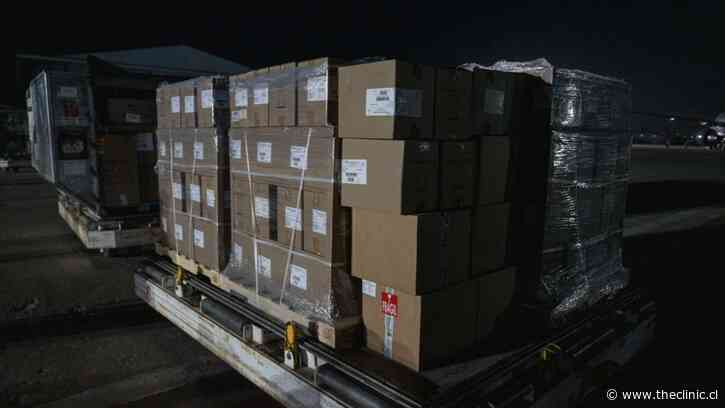 El tercer vuelo de ayuda humanitaria de Chile a Venezuela: 35 mil vacunas, medicamentos, alimentos, kits de higiene y carpas 