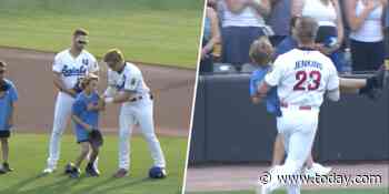 Minnesota Twins Prospect, Nicknamed ‘Captain America,’ Helps Fainting Child On Field