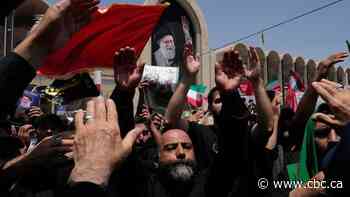 Crowds mourn Ayatollah Ali Khamenei as Iran begins days-long funeral ceremonies