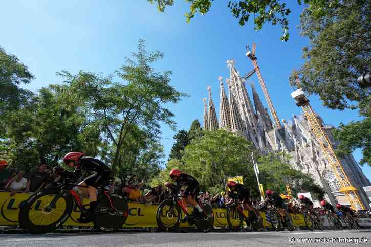 Vingegaard und Visma gewinnen Tour-Auftakt gegen Pogacar