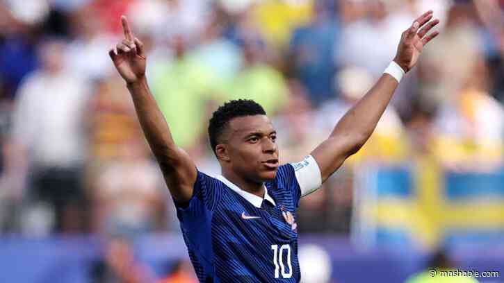 How to watch Paraguay vs. France online for free