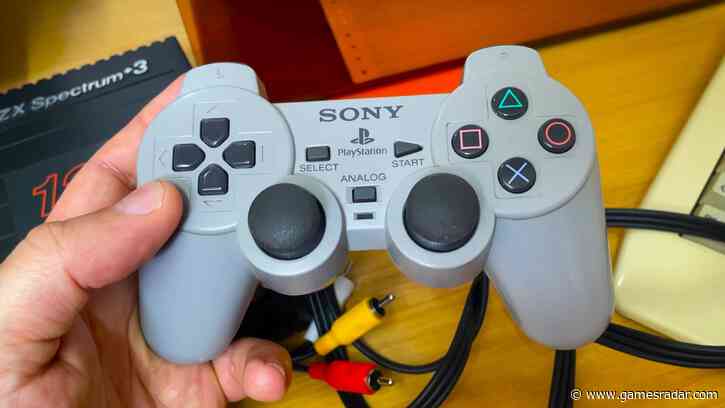 Sony created a battery-powered PS1 and shoved it inside a DualShock controller, but "couldn't get their act together about the royalty terms"