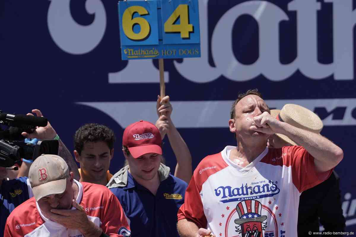 Rekordsieger gewinnt 18. Hot-Dog-Wettessen in Coney Island