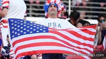 US fans celebrate World Cup last-16 spot