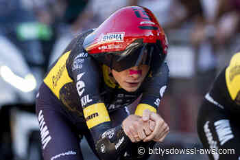 Jonas Vingegaard se viste de amarillo en el primer día del Tour de Francia