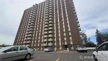 Young girl critically injured after falling from apartment balcony in Ottawa