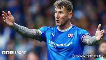 Spireites sign Simpson as McFadzean extends deal