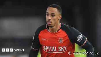 MK Dons sign defender Bramall after Luton exit