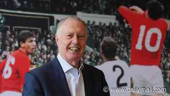 England hat-trick hero Geoff Hurst joins bid to recover Bobby Moore's 1966 World Cup final shirt
