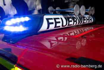 Maschinenhalle neben Biogasanlage in Flammen