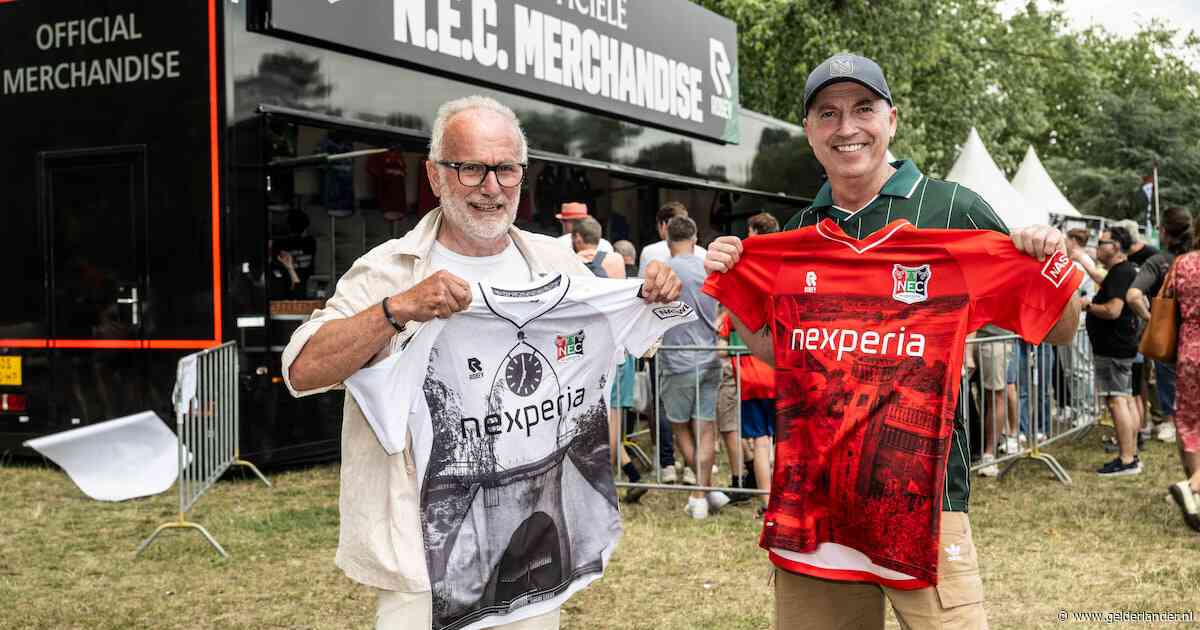 NEC omarmt kunst en cultuur en stuurt keepers het veld op in foto’s van klassiek Nijmegen