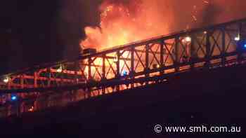 Fire breaks out on Brooklyn Bridge during 4th of July fireworks show