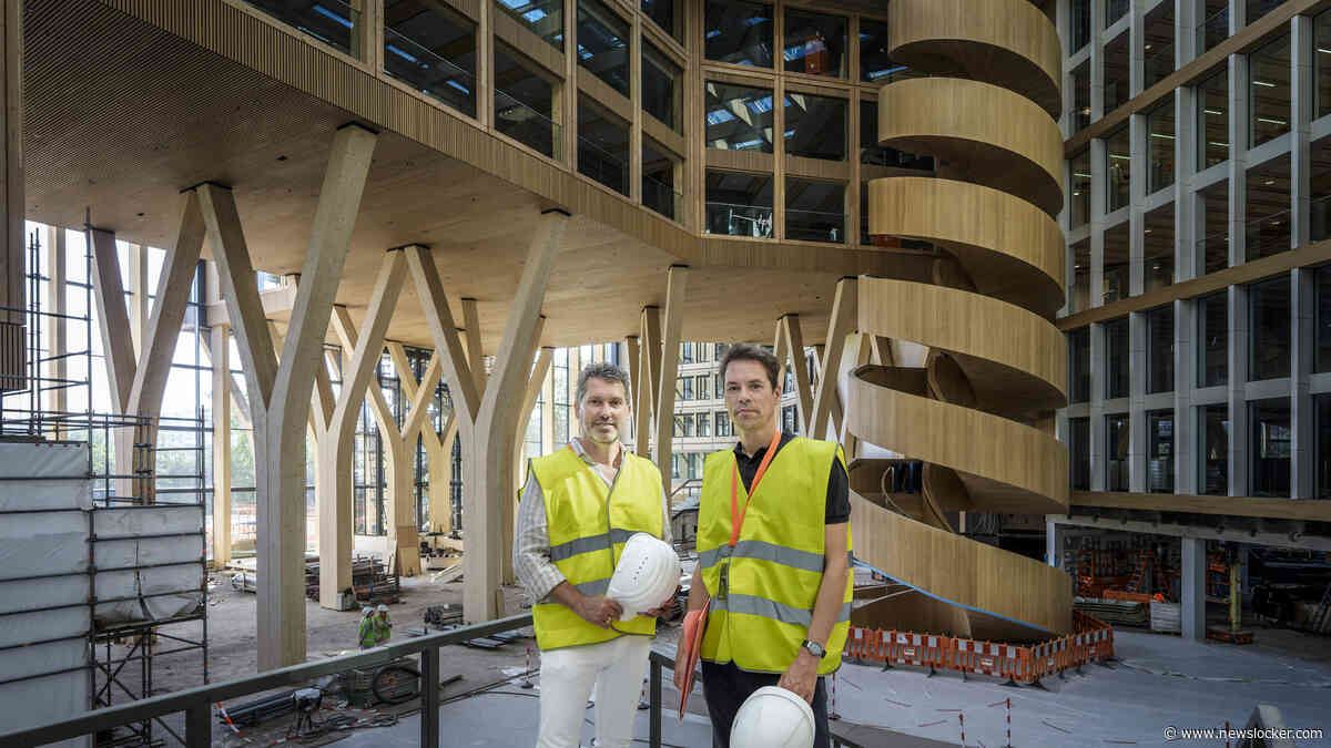 Nederland is Europees kampioen zitten, terwijl we best weten hoe slecht dat is: op deze kantoren hebben ze daar een slimme oplossing voor