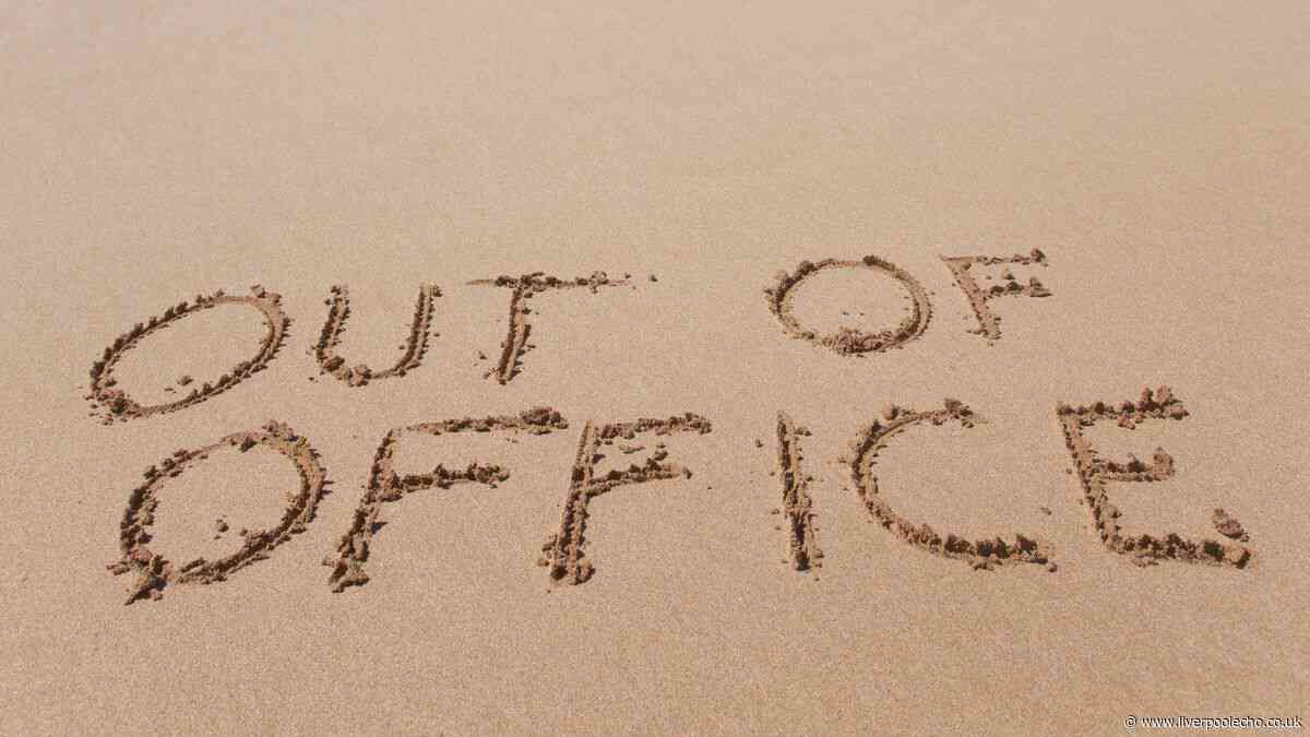 Get nine days off by only booking four days of annual leave in August