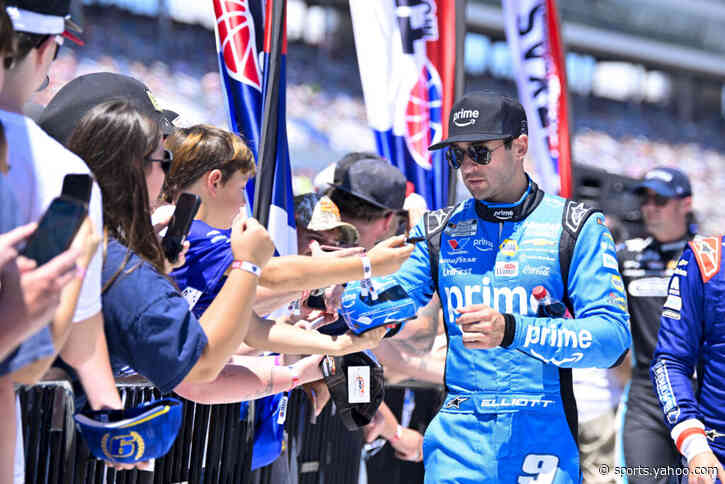 Chase Elliott Just Choked to an O’Reilly Lifer at Chicagoland
