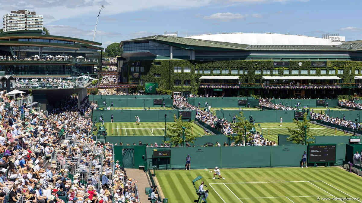 Deze heilige tradities maken Wimbledon uniek: ’Ruim zeven uur in de beroemdste wachtrij ter wereld, ik zou er zo weer in gaan staan’