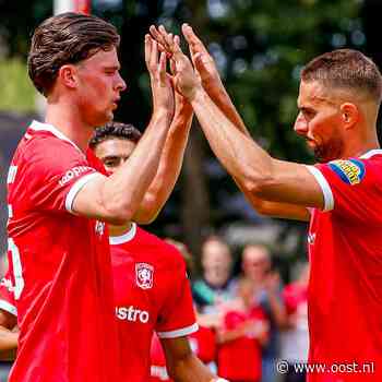 Oefenzeges voor Go Ahead Eagles, FC Twente en Heracles, veel fans bij Open dag PEC