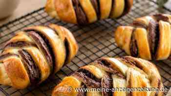 Fluffige Schokobrötchen selber backen: Das Rezept für das besondere Hefegebäck