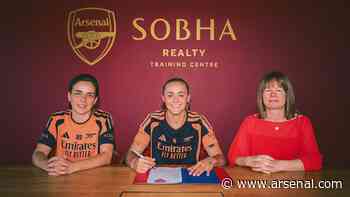 Georgia Stanway signs for Arsenal