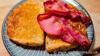 I made bacon in a microwave, oven, air fryer and frying pan — only 1 was the tastiest