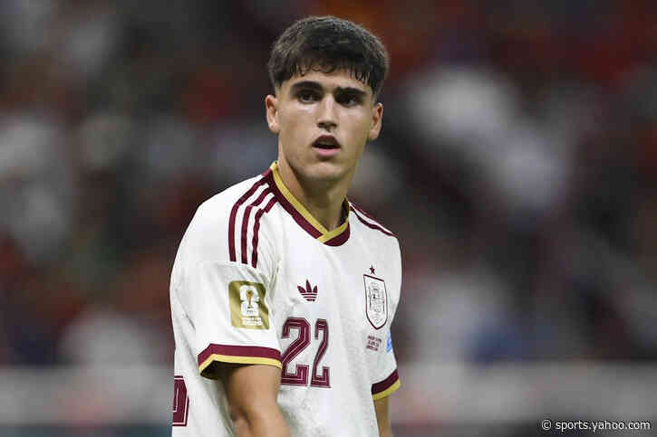 Barcelona wonderkid admits facing Cristiano Ronaldo would be unforgettable: ‘We all know his history’