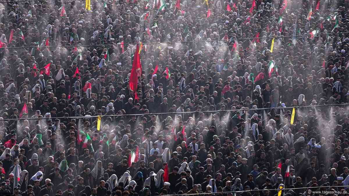 Chameneis Sohn und Nachfolger fehlt bei Trauerfeier in Teheran