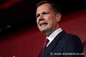 ‘No rules broken’ over criminal’s financial support to Farage, says Jenrick