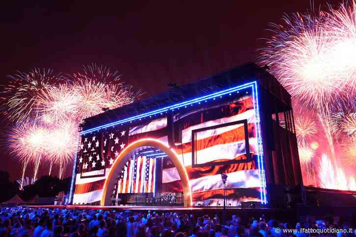 Stati Uniti, lo show pirotecnico da record: 850mila fuochi d’artificio in 40 minuti. Allarme per l’inquinamento dell’aria