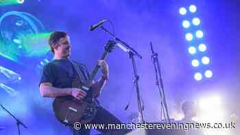 Review: Rock 'n' roll brothers Kings of Leon show their staying power