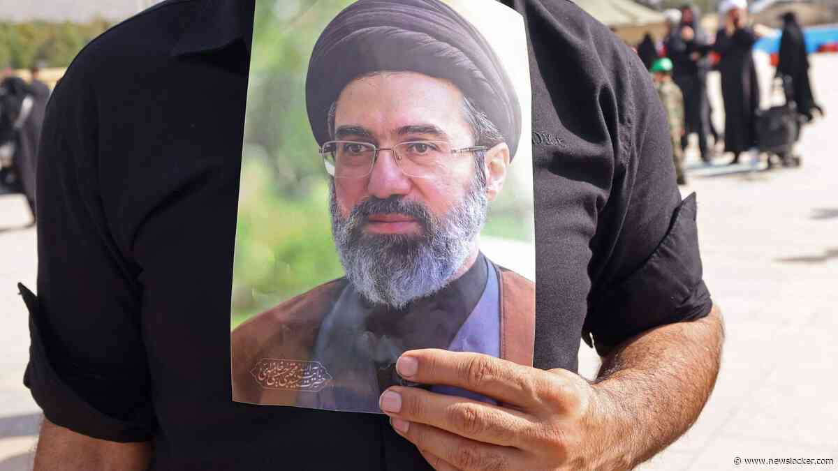 LIVE | Zoons nemen afscheid van Ali Khamenei, zijn opvolger Mojtaba ontbreekt als enige