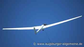 Segelflugzeug muss in Maisfeld notlanden